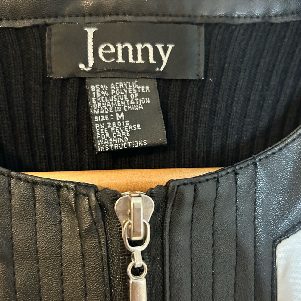 Jenny Women’s Quilted Leather Accent Zip Jacket - Size M - Picture 2 of 4